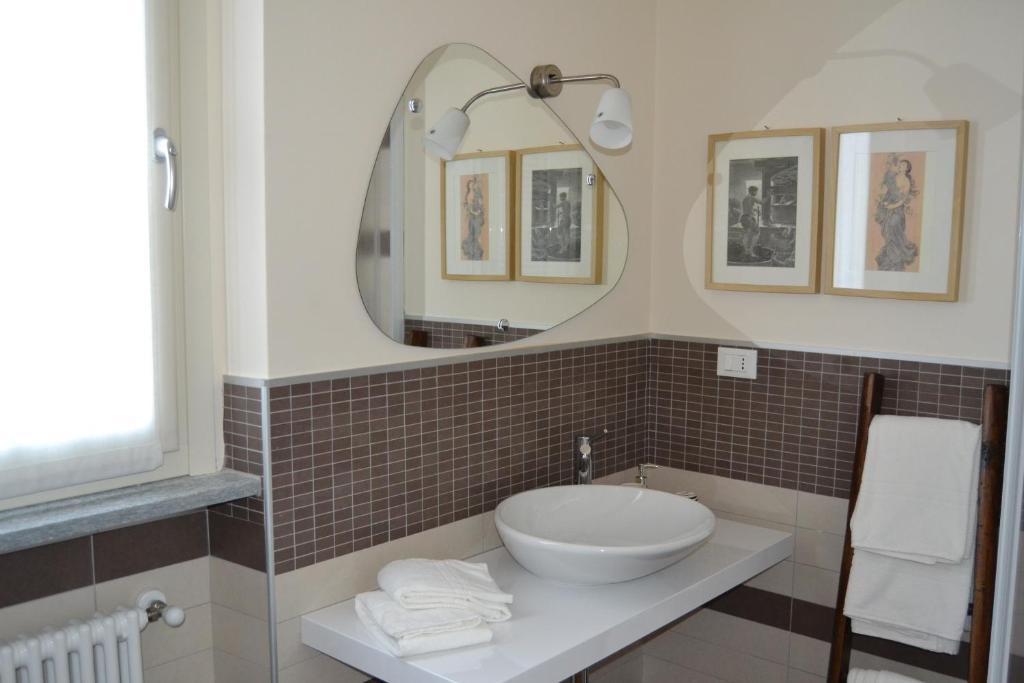 Agriturismo Costa Dei Platani Acqui Terme Phòng bức ảnh