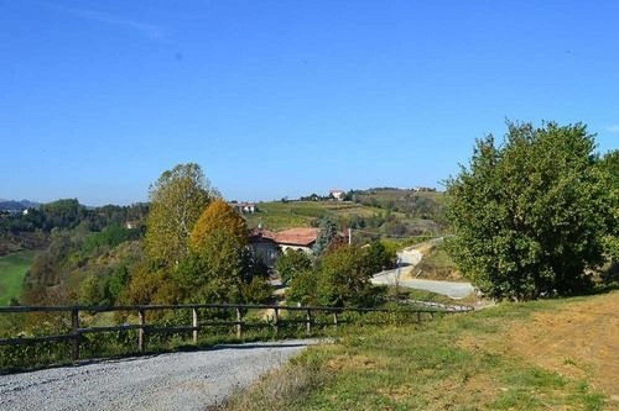Agriturismo Costa Dei Platani Acqui Terme Ngoại thất bức ảnh